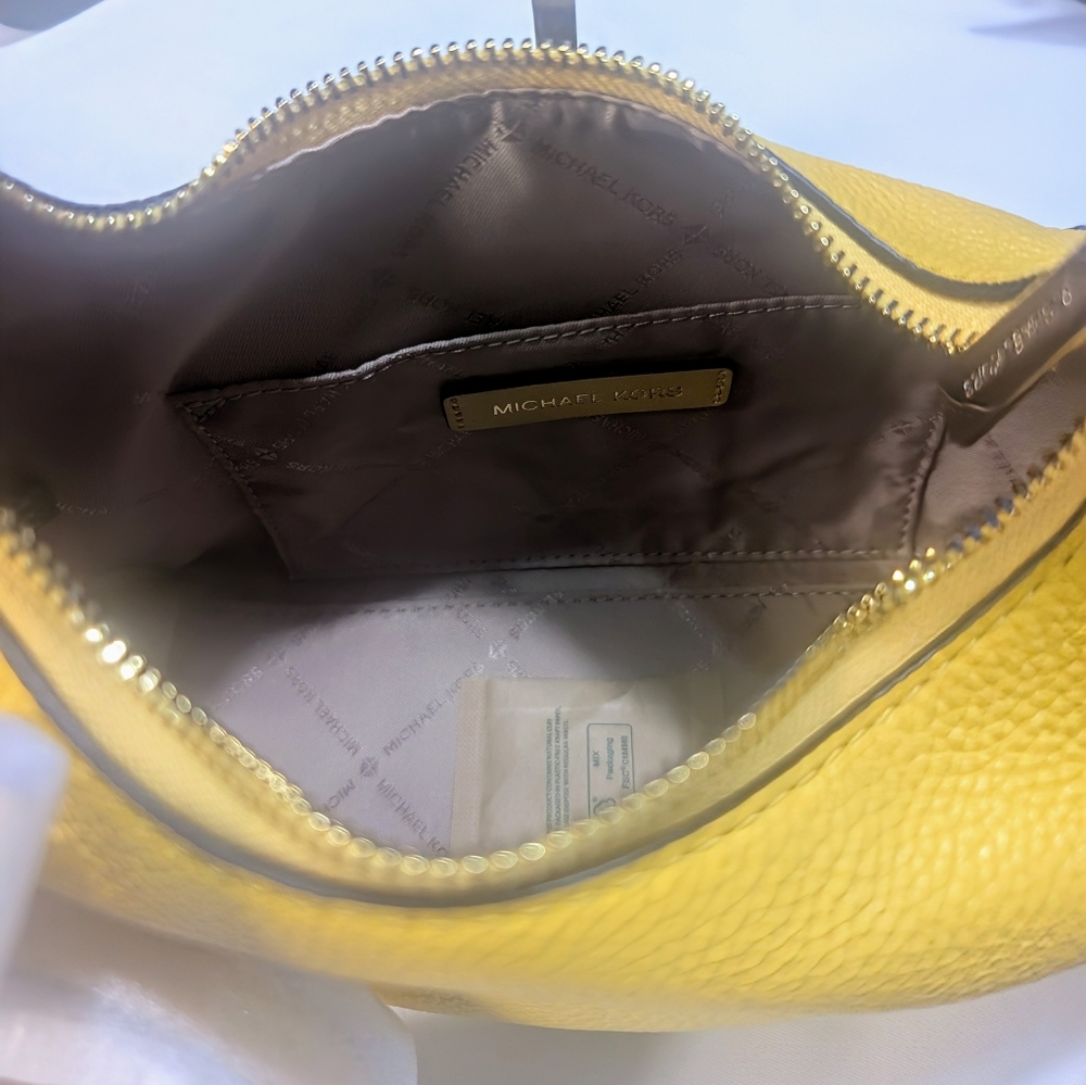 Michael Kors Ember Daisy Yellow Leather Women's Bag - Picture 9 of 10